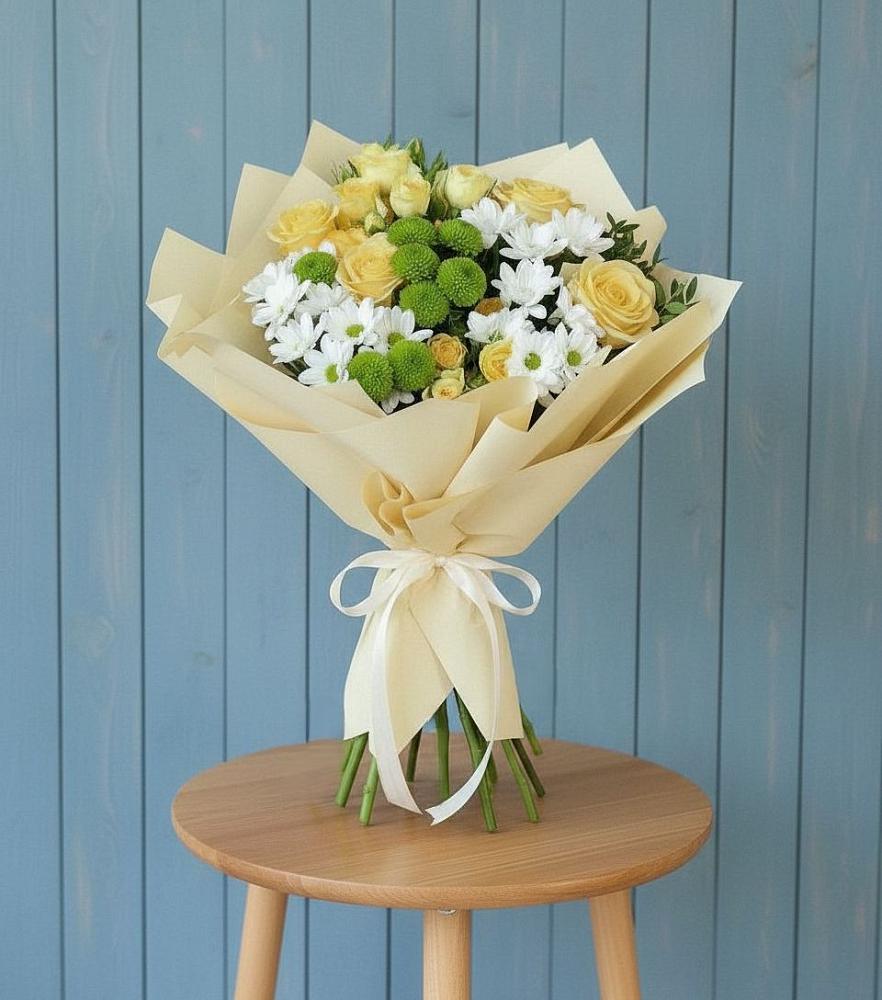 Букет цветов из: Хризантемы и Розы в Новомышастовской
