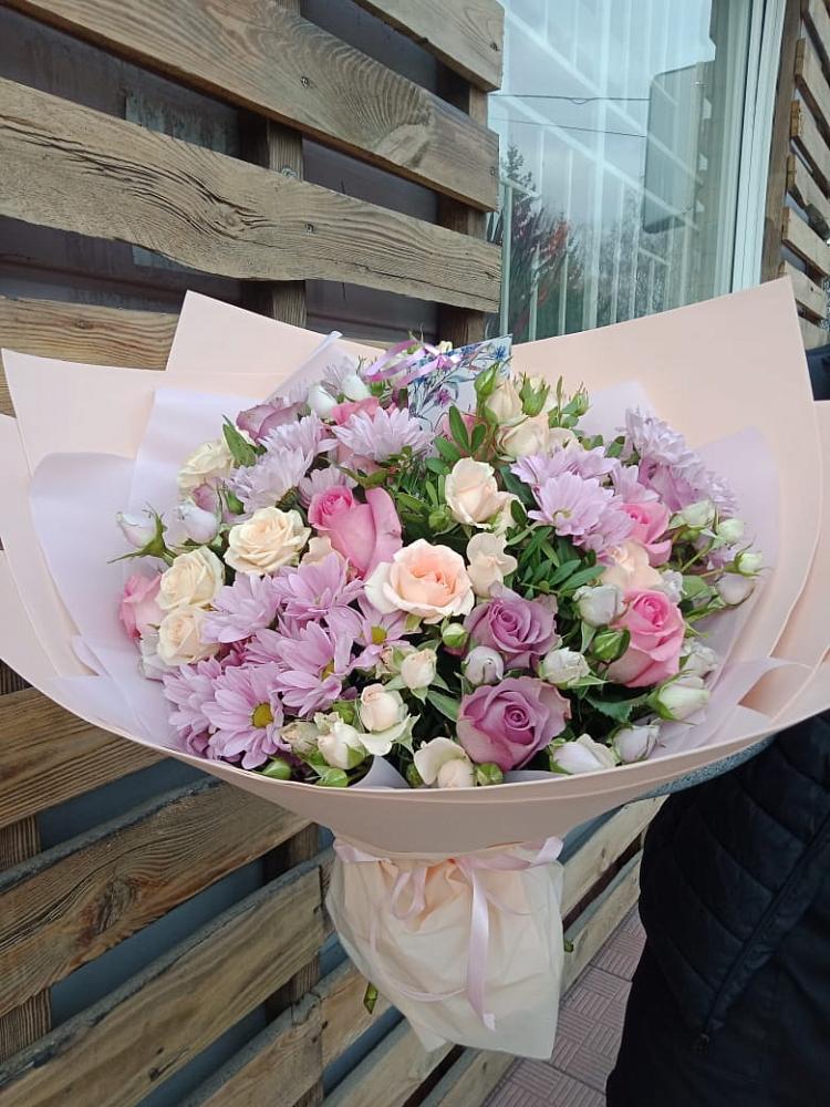 Букет цветов из: Розы и Хризантемы в Новомышастовской