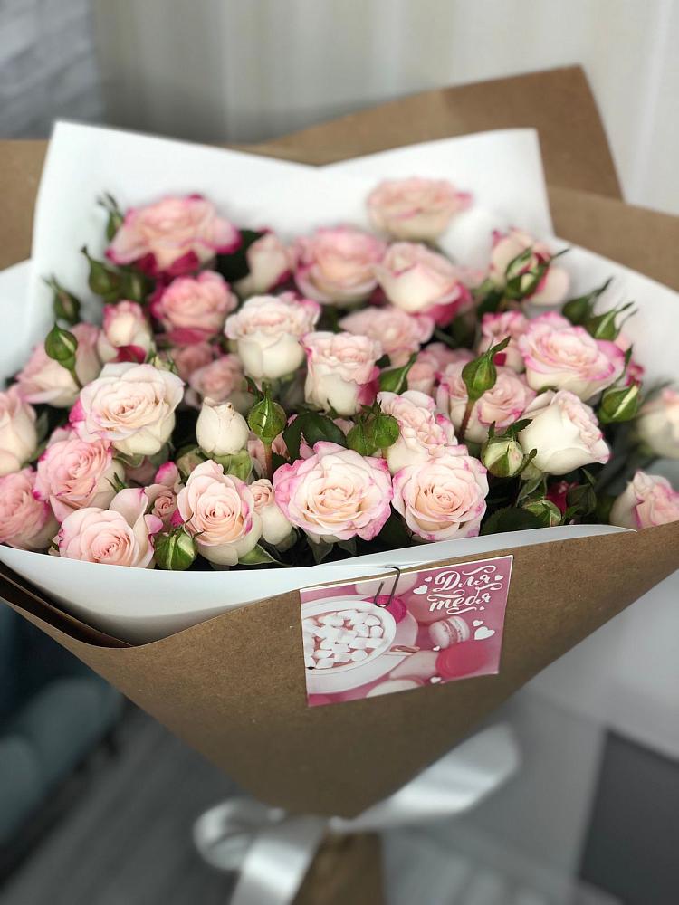 Букет цветов из: Розы в Новомышастовской