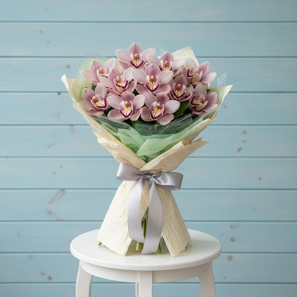 Букет цветов из: Орхидеи и Розы в Новомышастовской