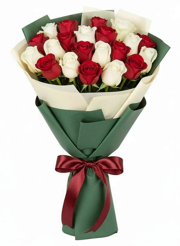 Букет Микс из красных и белых роз в Новомышастовской