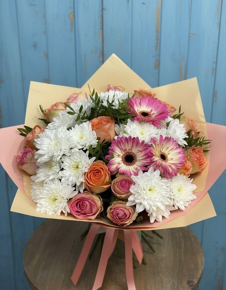 Букет цветов из: Розы, Герберы и Хризантемы в Новомышастовской