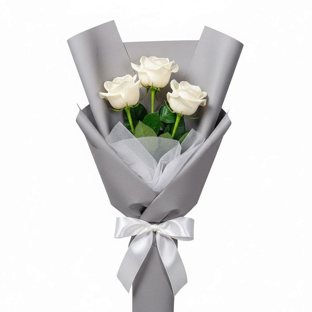 Букет 3 белые розы в Новомышастовской