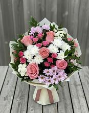 Букет цветов из:  Альстромерии, Гвоздики, Розы и Хризантемы в Новомышастовской