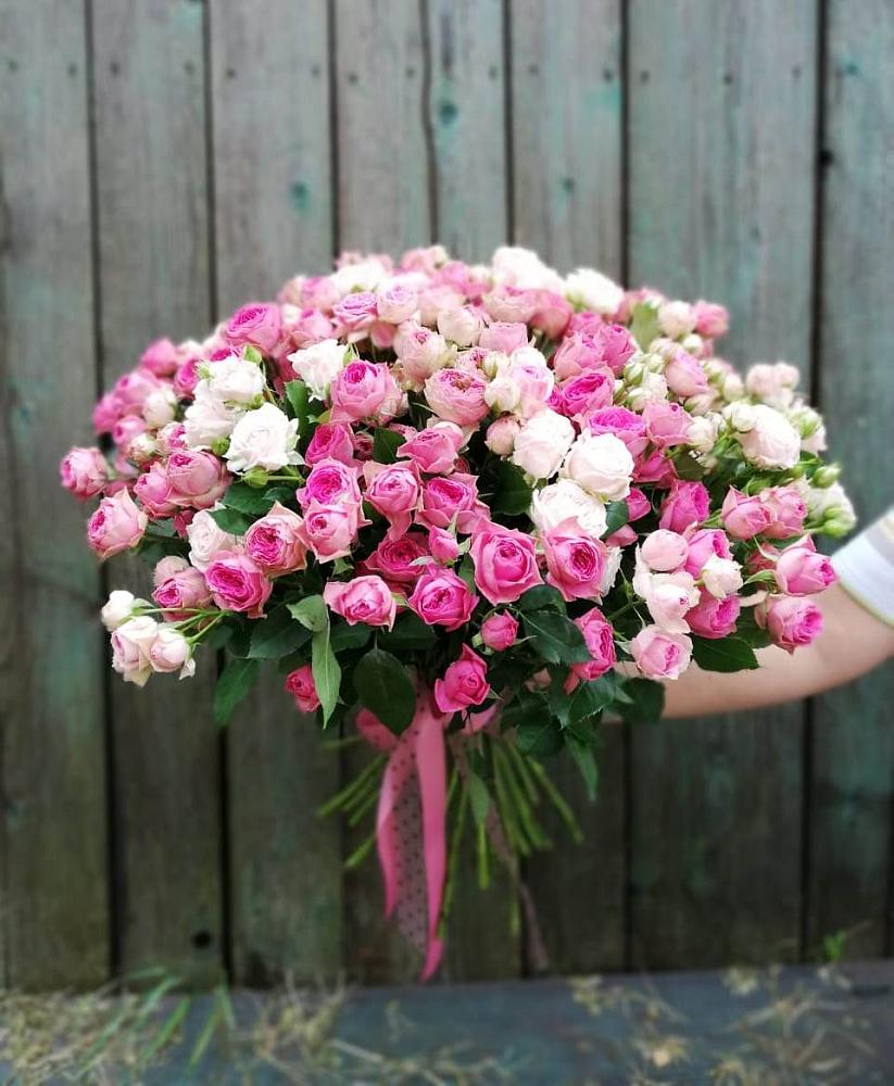 Букет Розовые кустовые розы Натали и Лав Лидия в Новомышастовской