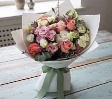 Букет цветов из:  Розы, Лизиантусы и Гвоздики в Новомышастовской