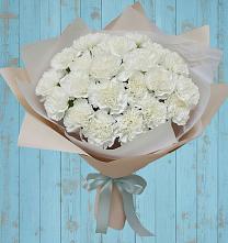 Букет цветов из:  Гвоздики в Новомышастовской