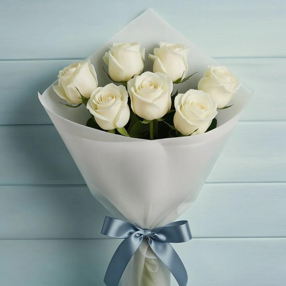 Букет 7 Белых роз Эдлесс Лав в Новомышастовской